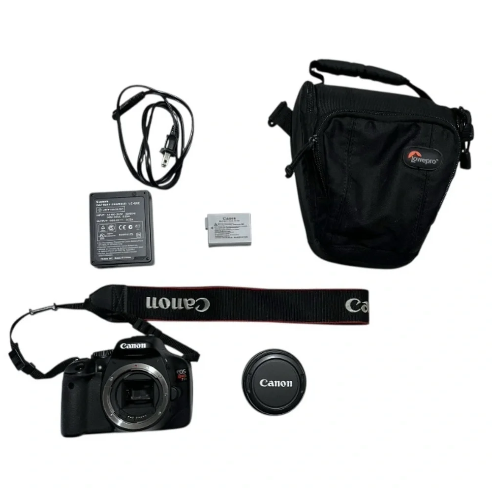 EUC Canon DS126271 EOS REBEL T2i Camera W/18-55mm Image Stabilizer Lens